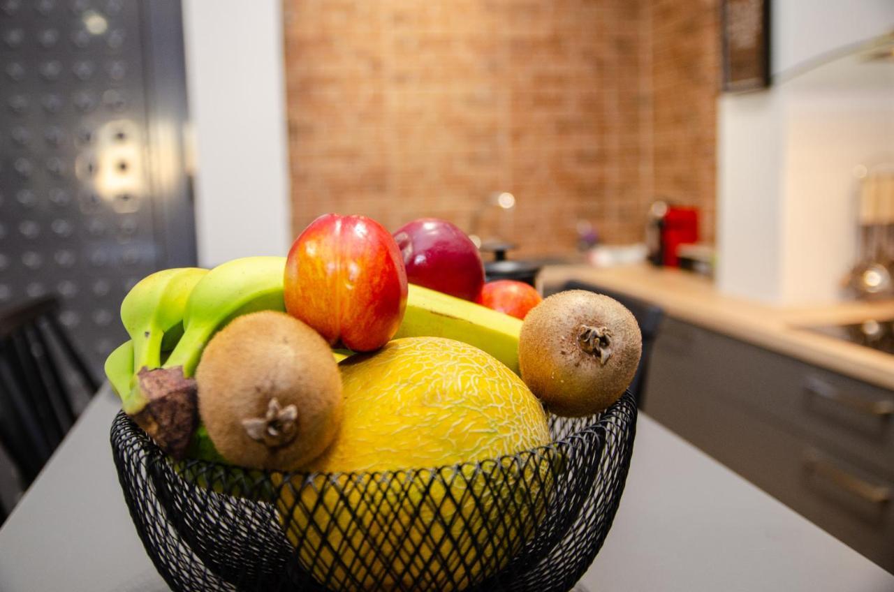 חאניה Mos Luxury City Suites - The R Suite מראה חיצוני תמונה