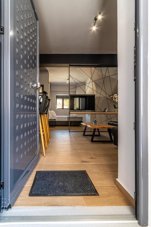 חאניה Mos Luxury City Suites - The R Suite מראה חיצוני תמונה