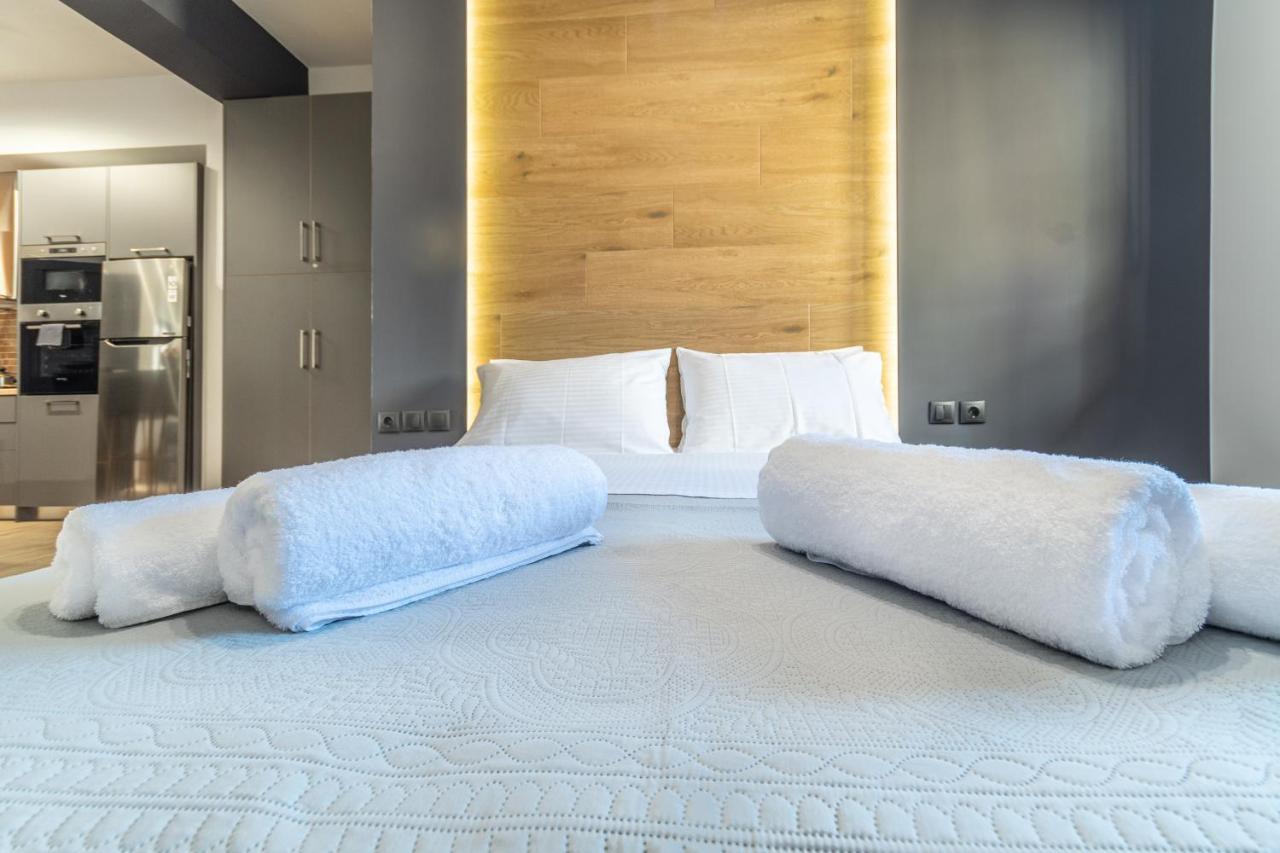 חאניה Mos Luxury City Suites - The R Suite מראה חיצוני תמונה