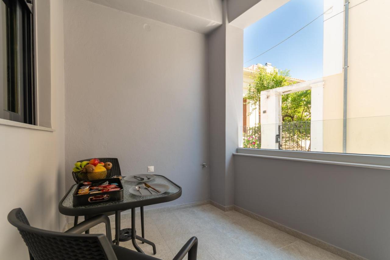 חאניה Mos Luxury City Suites - The R Suite מראה חיצוני תמונה